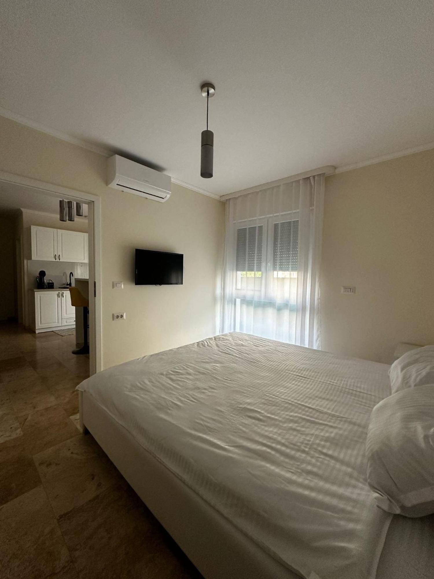 Rmr Luxury Apartaments 蒂米什瓦拉 外观 照片